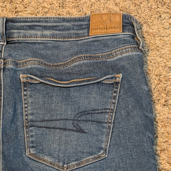 American Eagle Hi-rise next level STRETCH Skinny Jeans SZ 10 Short - Picture 9 of 12